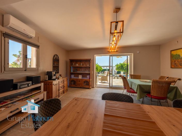 Image No.9-6 Bed Villa for sale