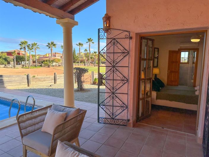 Image No.3-3 Bed Villa for sale