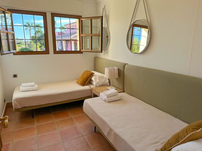 Image No.7-3 Bed Villa for sale