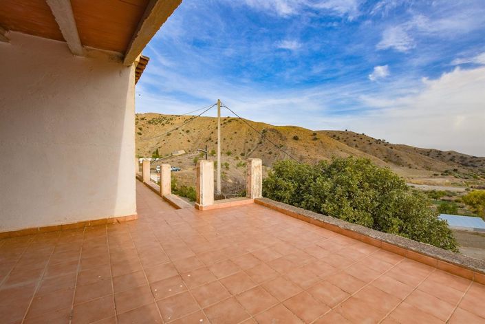 Image No.2-Villa de 3 chambres à vendre à Almeria