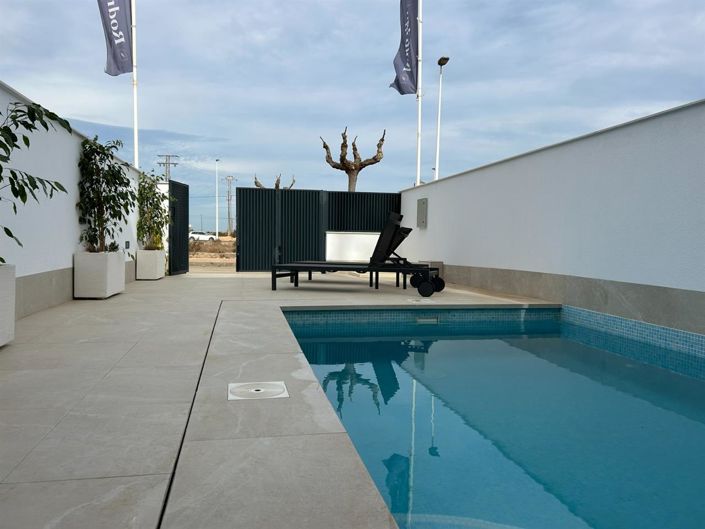 Image No.26-3 Bed Villa for sale