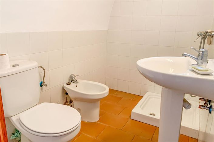 Image No.8-3 Bed Villa for sale