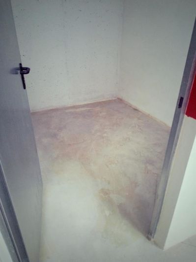 Image No.20-1 Bed Property for sale