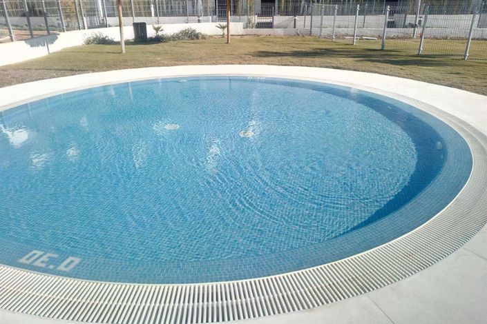 Image No.40-1 Bed Property for sale