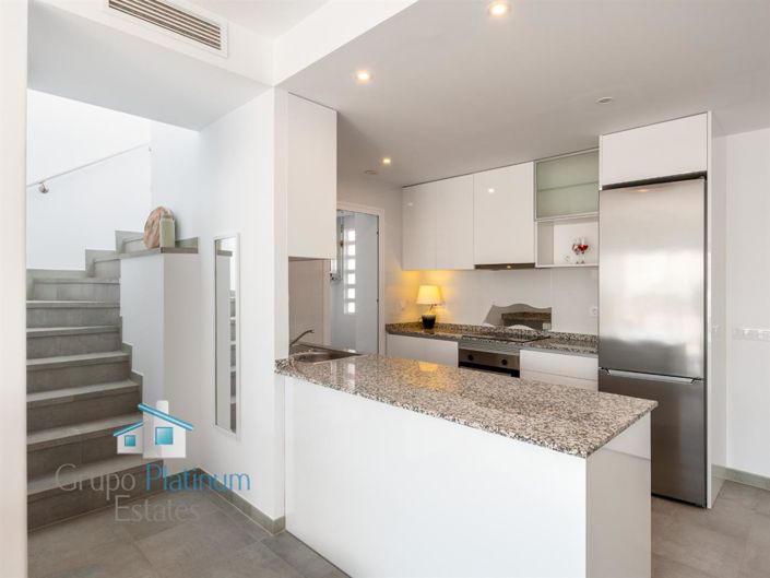 Image No.8-1 Bed Property for sale