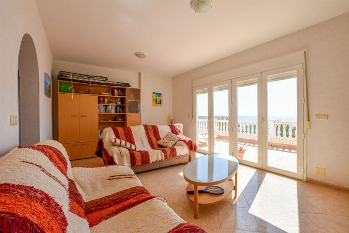 Image No.10-6 Bed Villa for sale