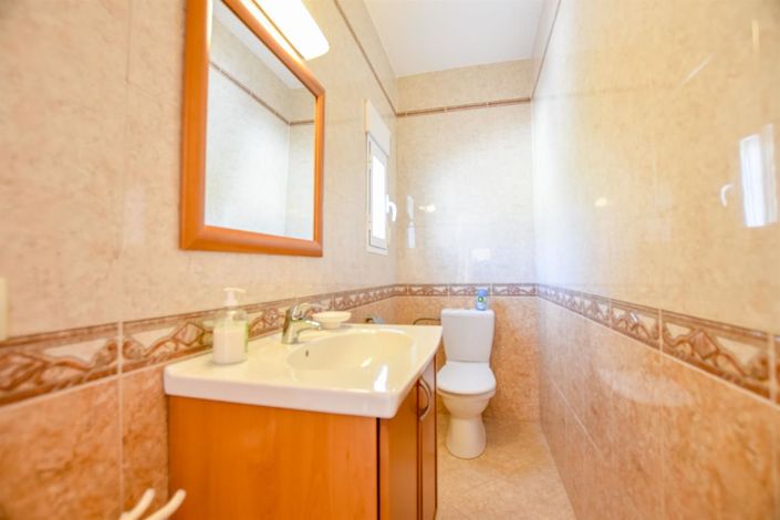 Image No.19-6 Bed Villa for sale