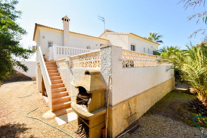 Image No.23-6 Bed Villa for sale