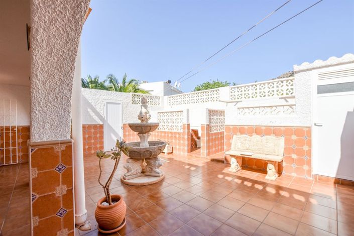 Image No.25-6 Bed Villa for sale