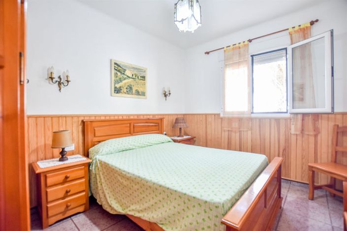 Image No.33-6 Bed Villa for sale