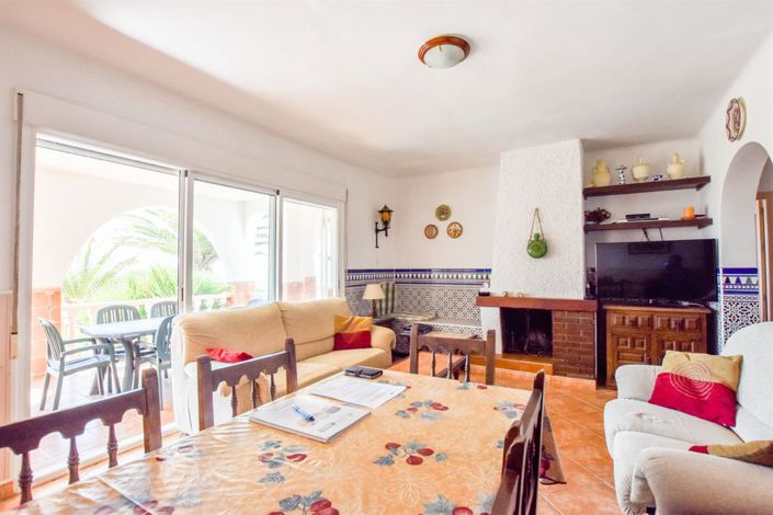 Image No.38-6 Bed Villa for sale