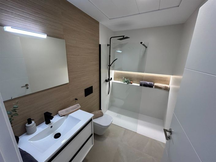 Image No.32-3 Bed Villa for sale