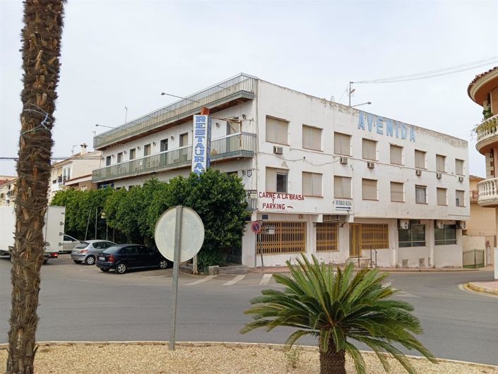 Image No.4-36 Bed Apartment for sale