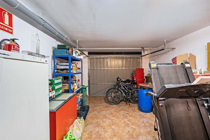 Image No.25-4 Bed Property for sale