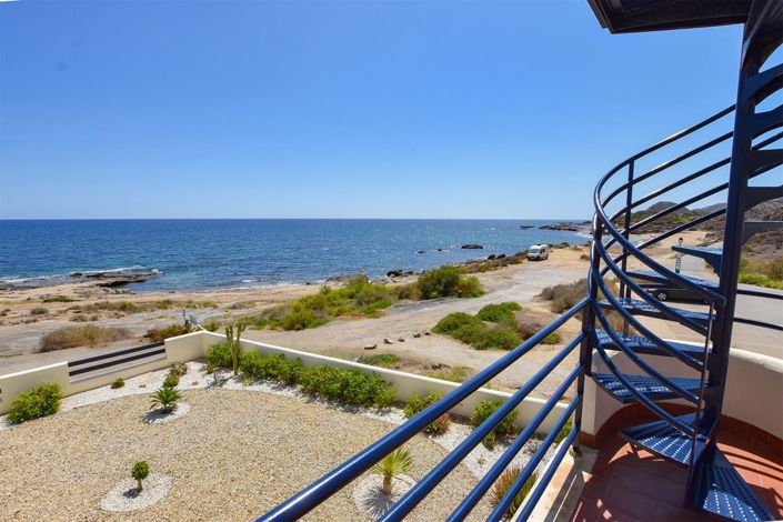 Image No.16-3 Bed Property for sale