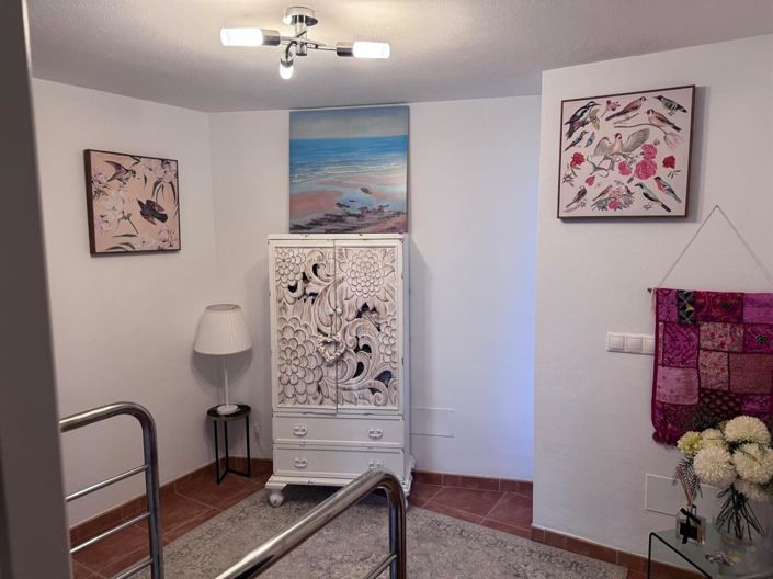 Image No.18-3 Bed Property for sale