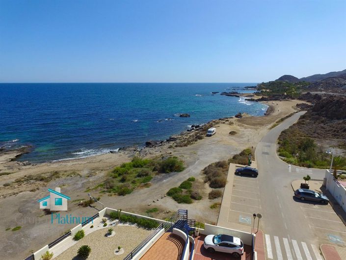 Image No.22-3 Bed Property for sale