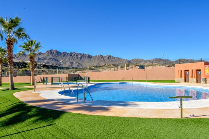 Image No.17-2 Bed Apartment for sale