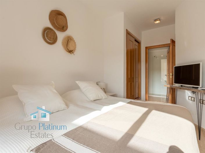 Image No.6-2 Bed Apartment for sale