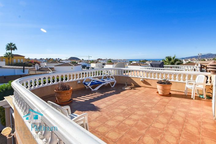 Image No.1-2 Bed Villa for sale