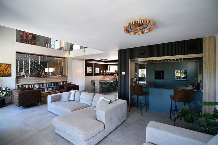 Image No.16-6 Bed Villa for sale