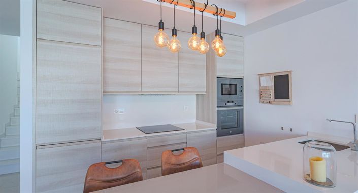 Image No.16-3 Bed Property for sale