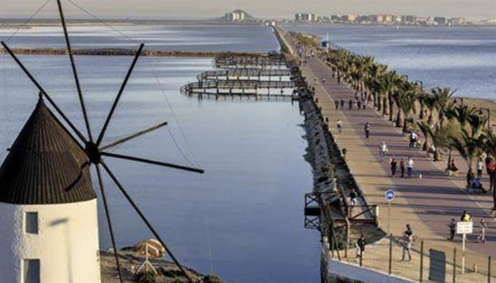 Image No.26-3 Bed Property for sale