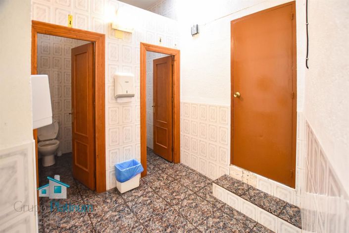 Image No.29-3 Bed Property for sale