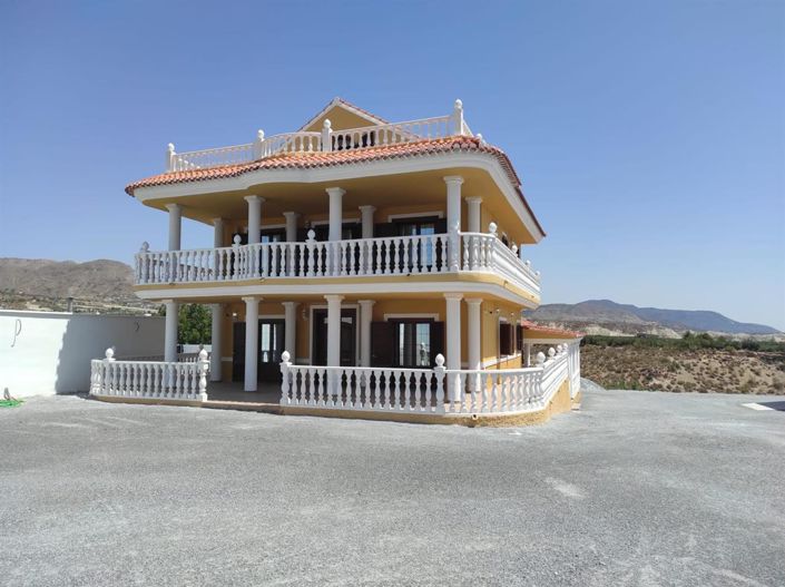 Image No.1-Villa de 9 chambres à vendre à Almeria