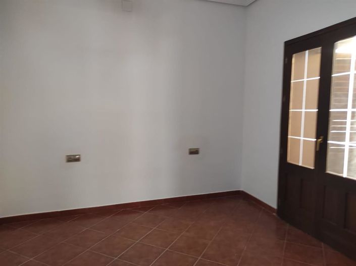 Image No.23-Villa de 10 chambres à vendre à Almeria