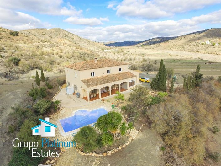 Image No.1-5 Bed Villa for sale
