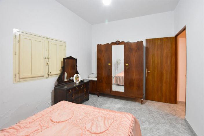 Image No.12-3 Bed Villa for sale