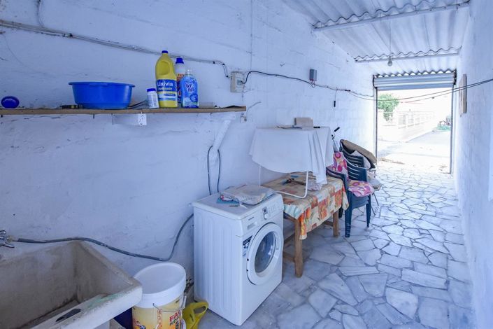 Image No.24-3 Bed Villa for sale