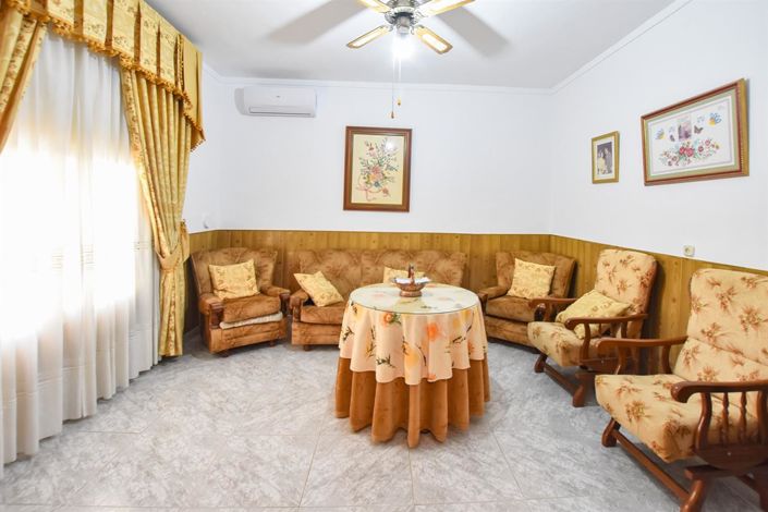 Image No.5-3 Bed Villa for sale