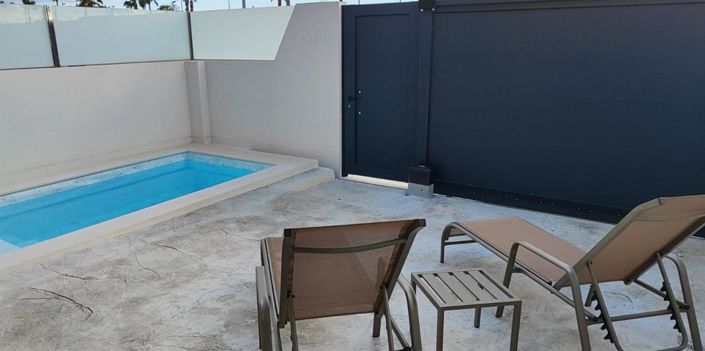 Image No.2-2 Bed Property for sale