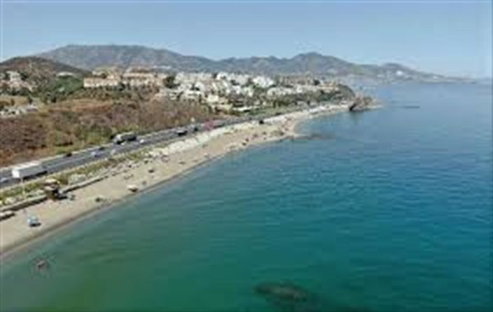 Image No.6-5 Bed Villa for sale