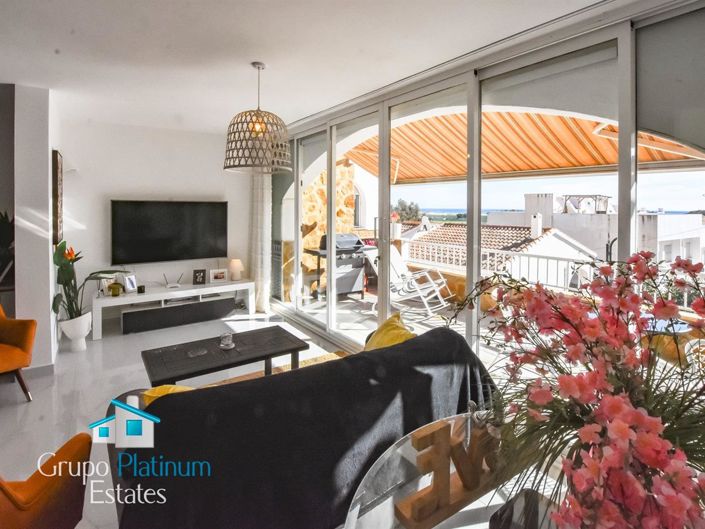 Image No.12-4 Bed Villa for sale