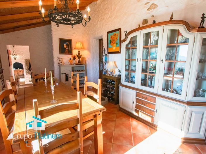 Image No.15-4 Bed Villa for sale