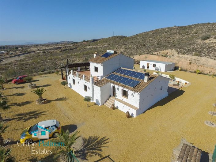 Image No.29-4 Bed Villa for sale