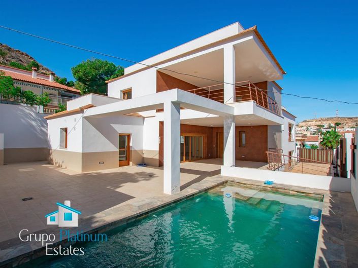 Image No.1-Villa de 5 chambres à vendre à San Juan De Los Terreros