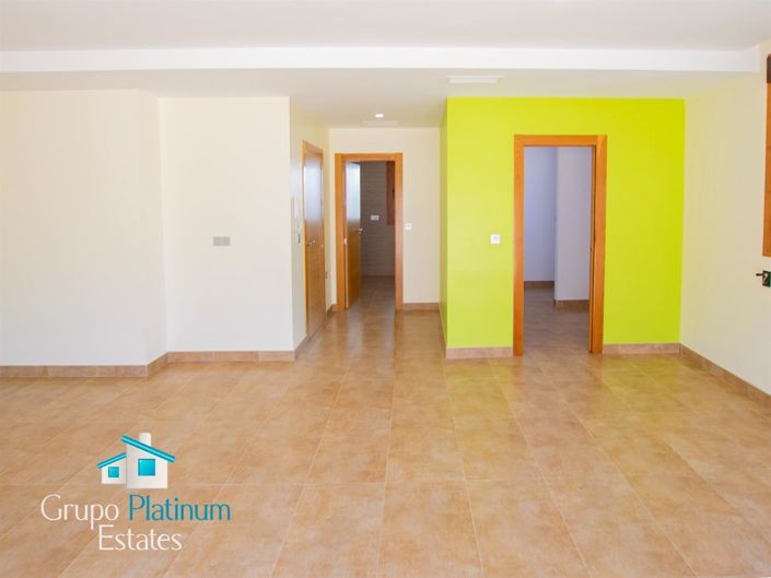 Image No.10-5 Bed Villa for sale