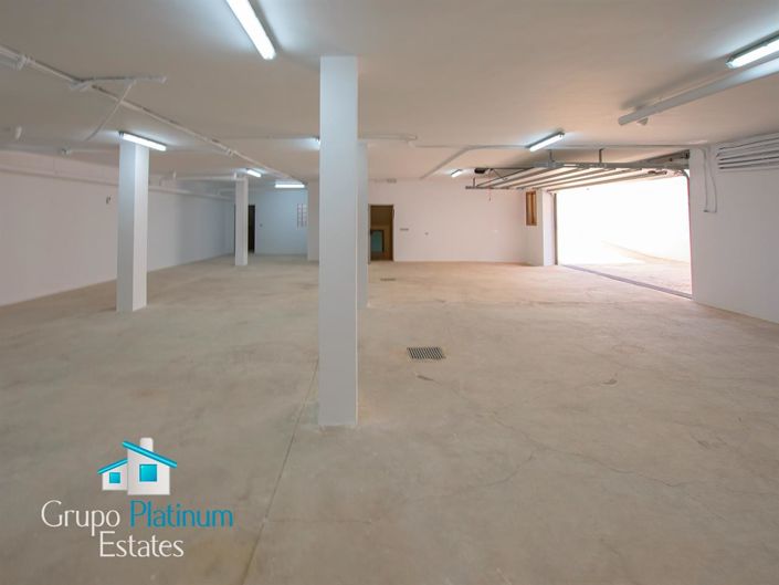 Image No.26-5 Bed Villa for sale