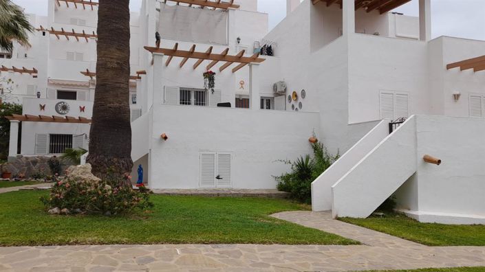 Image No.1-3 Bed Apartment for sale