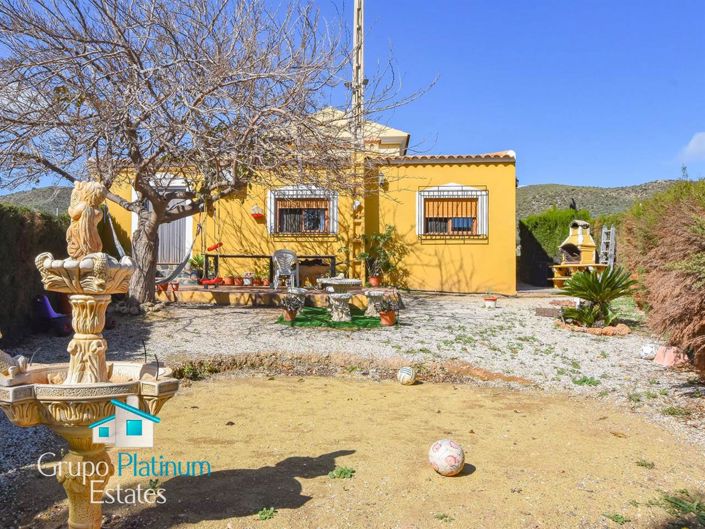 Image No.1-3 Bed Villa for sale