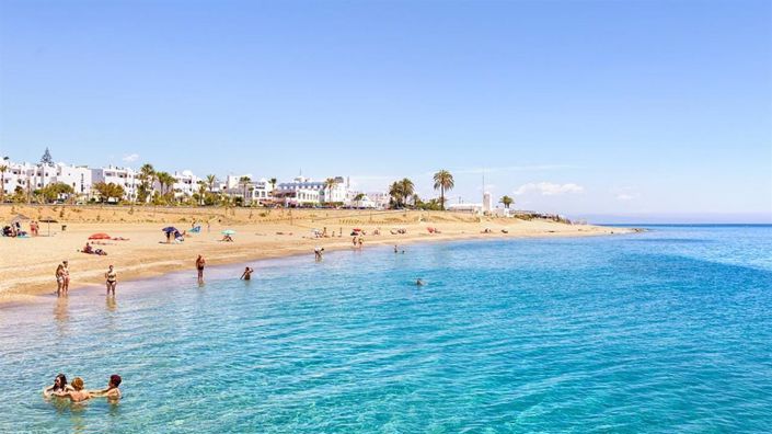 Image No.14-2 Bed Property for sale