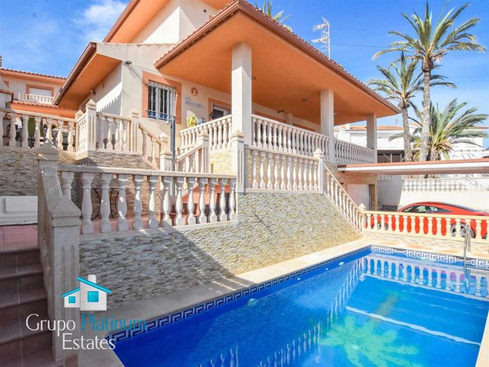 Image No.1-Villa de 4 chambres à vendre à San Juan De Los Terreros