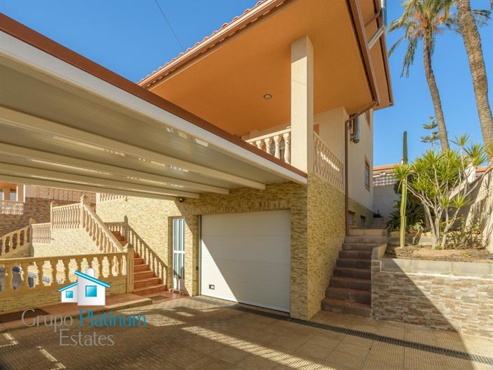 Image No.5-4 Bed Villa for sale