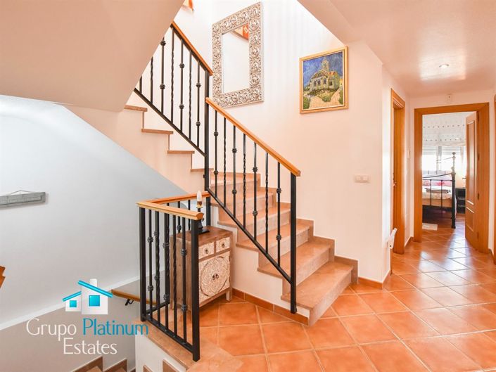 Image No.9-4 Bed Villa for sale