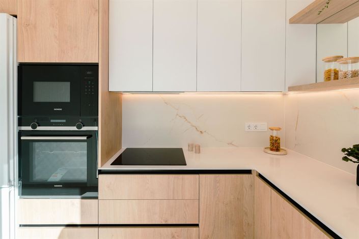 Image No.10-3 Bed Property for sale