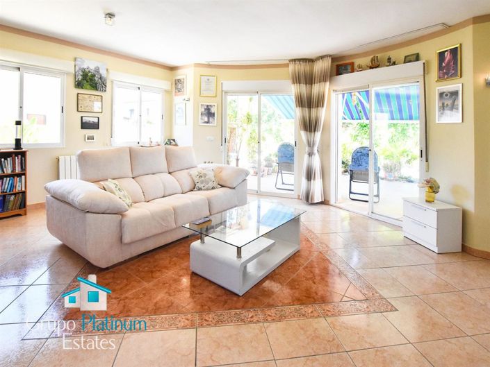 Image No.5-4 Bed Villa for sale